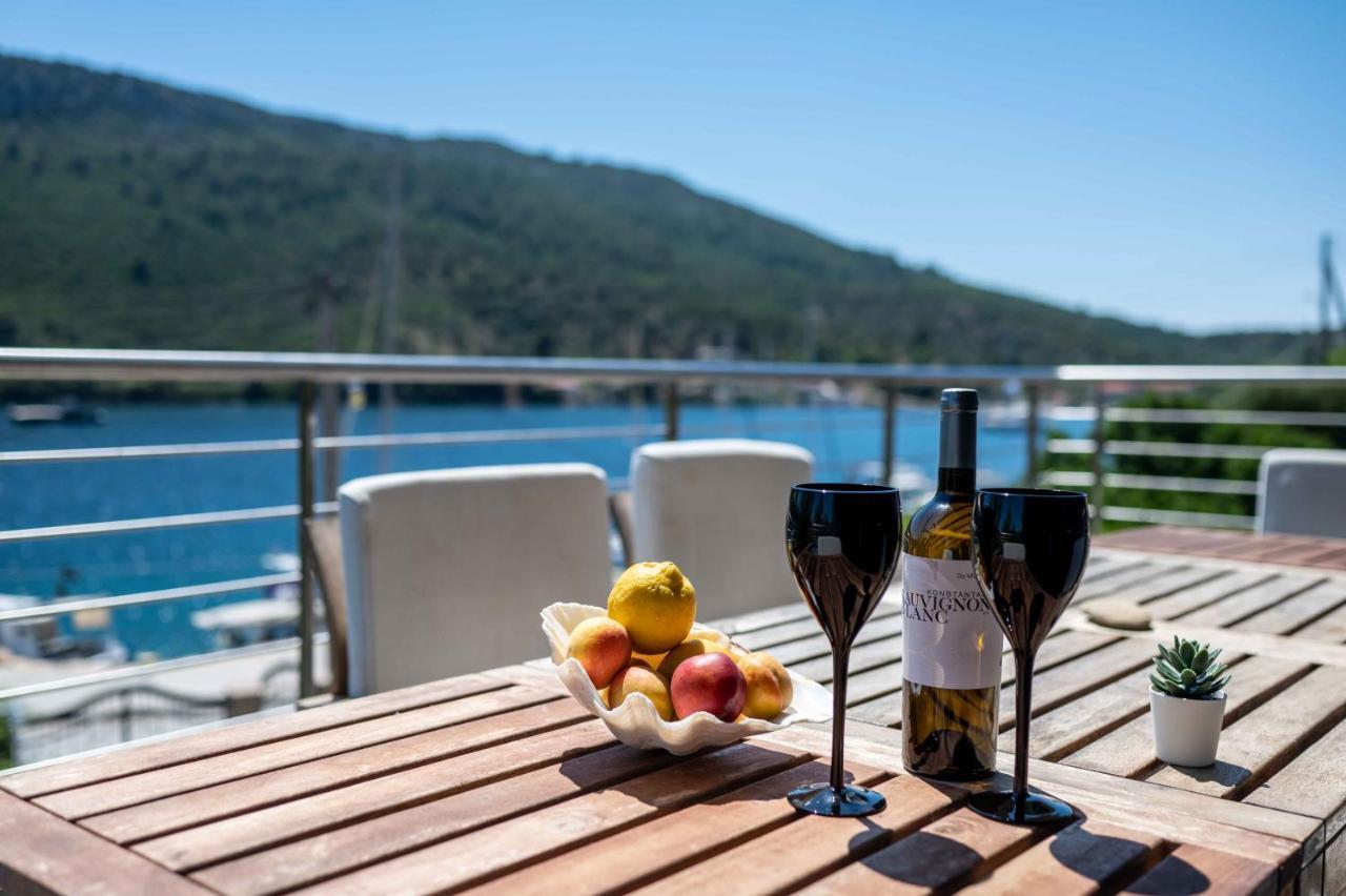 ΆNASSA PORTO KOUFO Sea front suites Εξωτερικό φωτογραφία